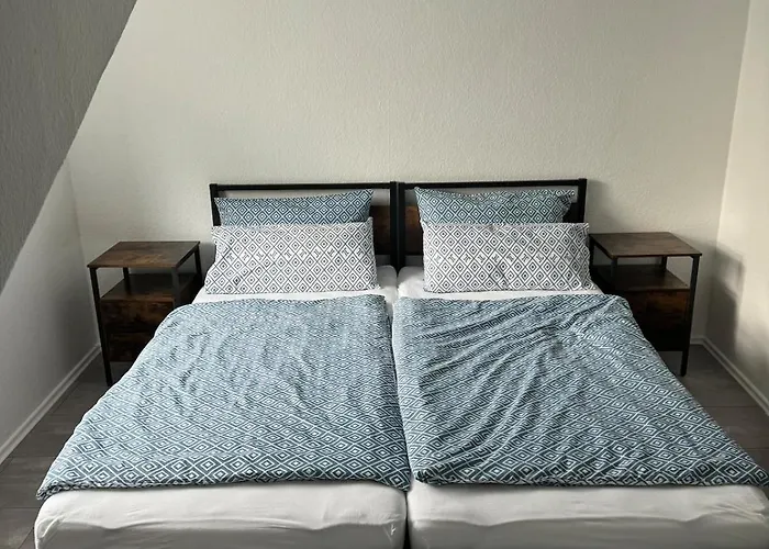 Komplett Neu Renovierte Wohnung! شقة *